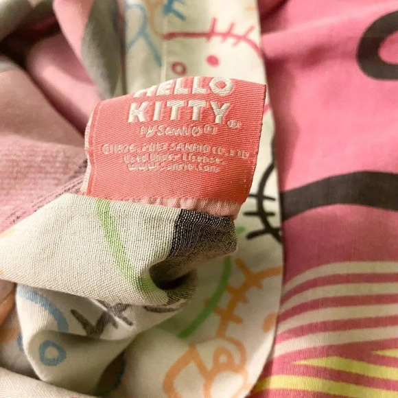 2013 Hello Kitty  Pink and Black Standard Size 29 x 18 inch 1 Piece Pillowcase - Picture 9 of 16
